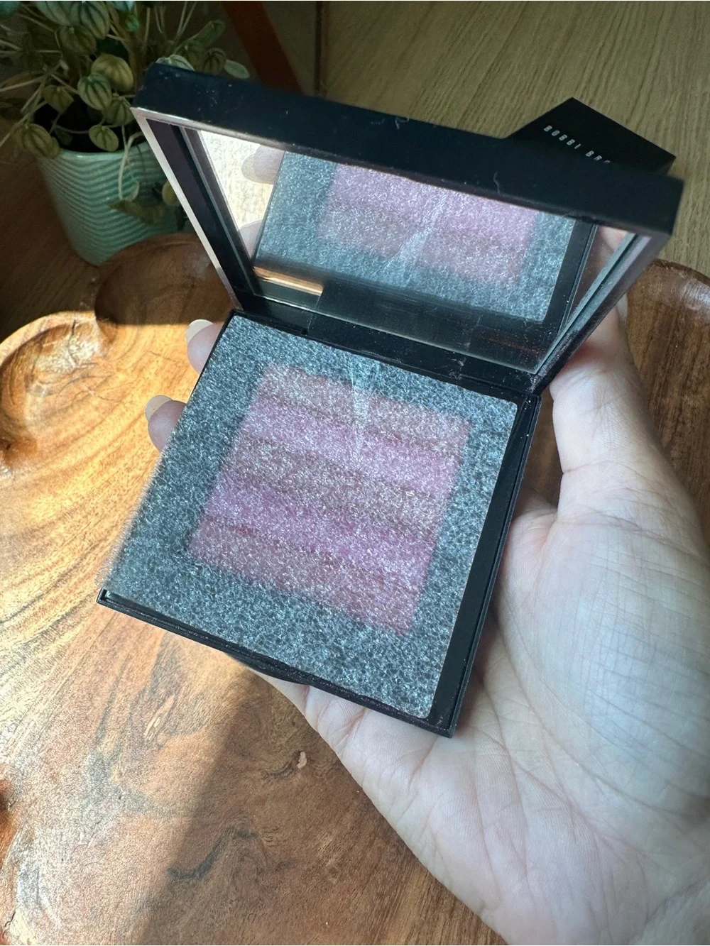 PEONY DISCONTINUED Bobbi Brown limited Edition Compact